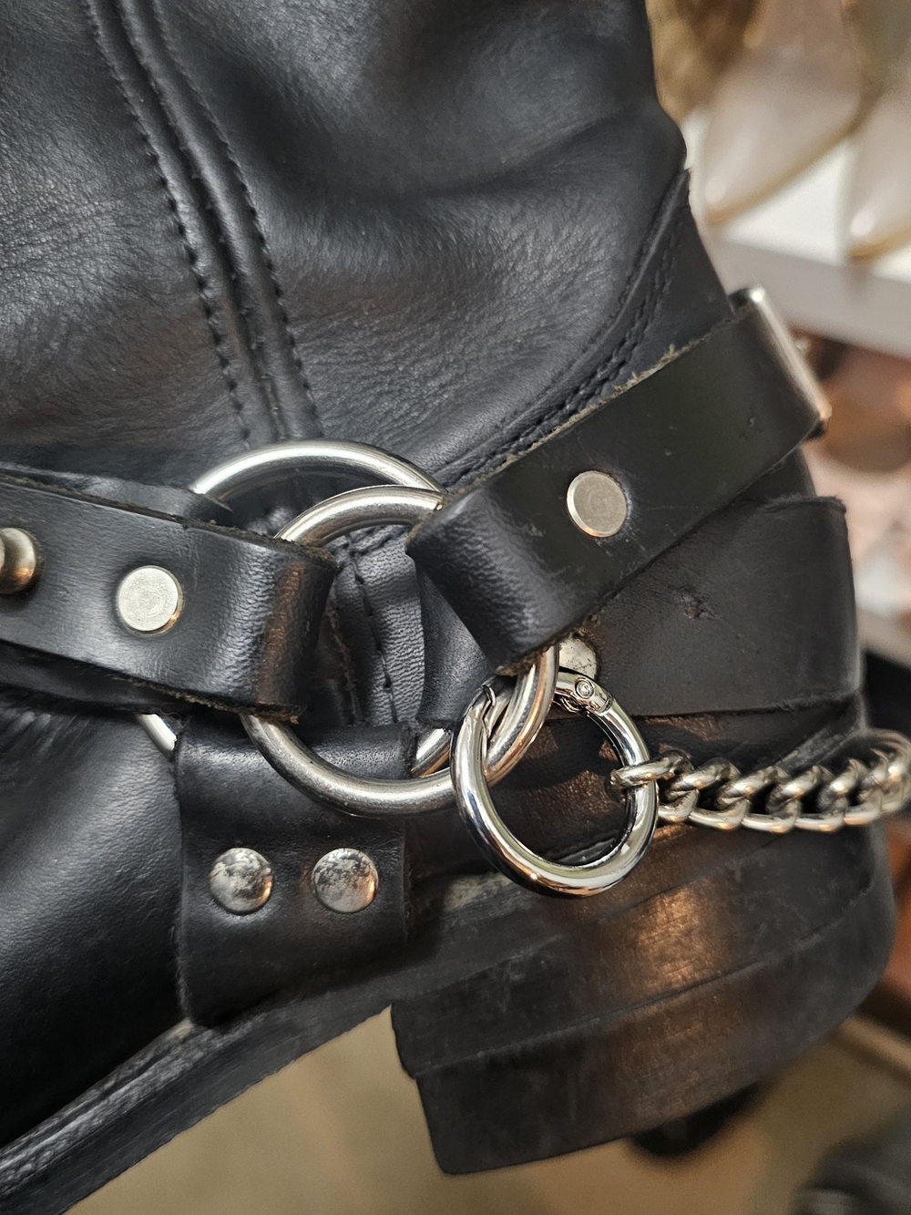 SALE!! Frye Black Leather 12R Harness Boots - Picture 6 of 13